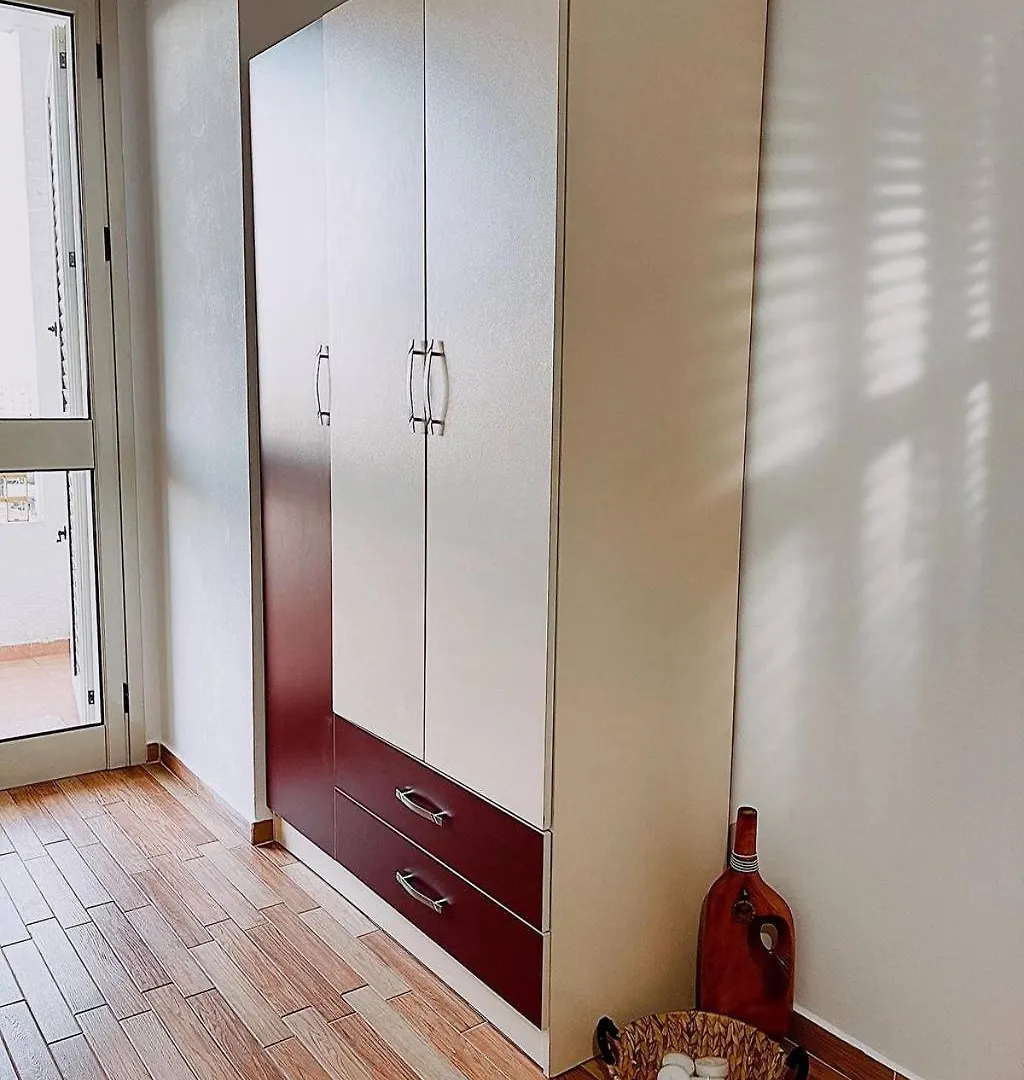 Apartments Tropical Durres 0*,